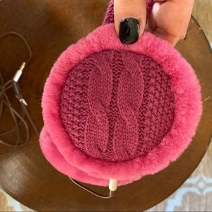 NWOT UGG Shearling Headphone Earmuffs!